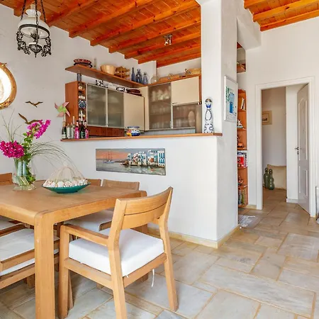 Alisachni House Mykonos Вилла Калафатис